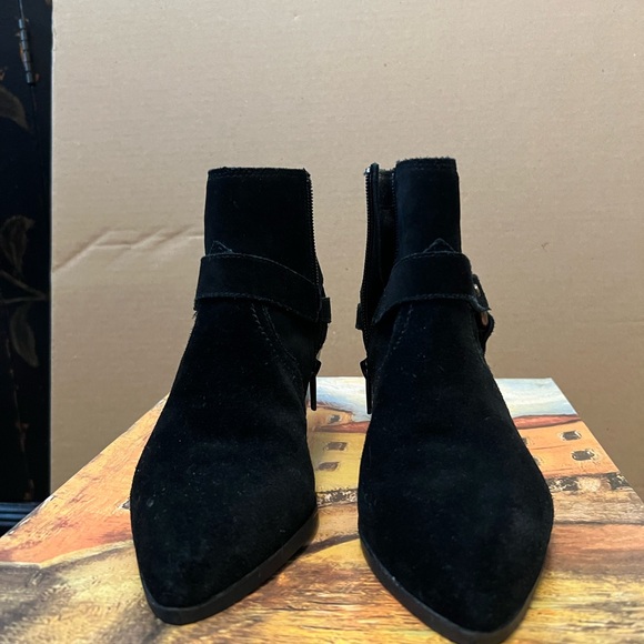 Dolce Vita Black Ankle Booties - Picture 2 of 5